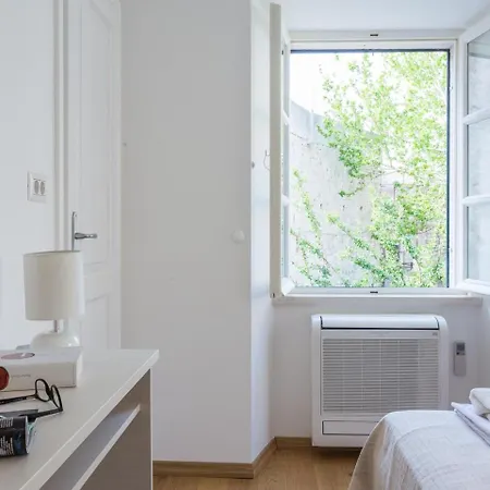 Holiday La Strada- Three Bedroom Holiday With Terrace 公寓 *