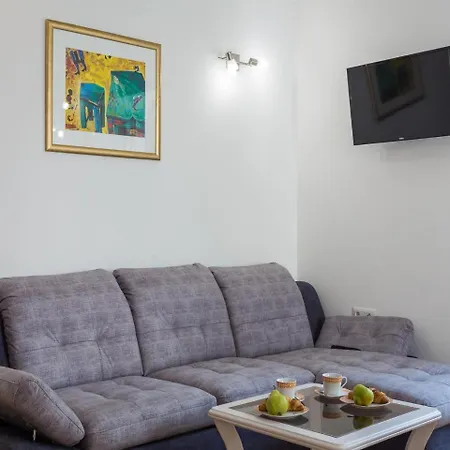 Holiday La Strada- Three Bedroom Holiday With Terrace * Dubrovnik