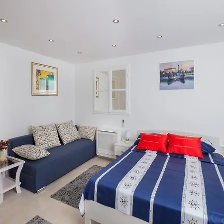 Daire Holiday La Strada- Three Bedroom Holiday With Terrace Dubrovnik